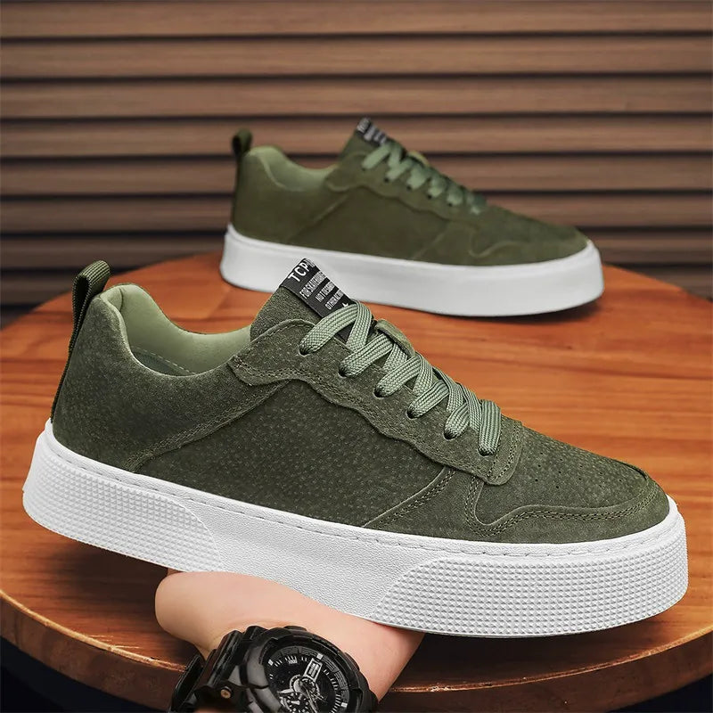 BREATHABLE CASUAL SNEAKERS