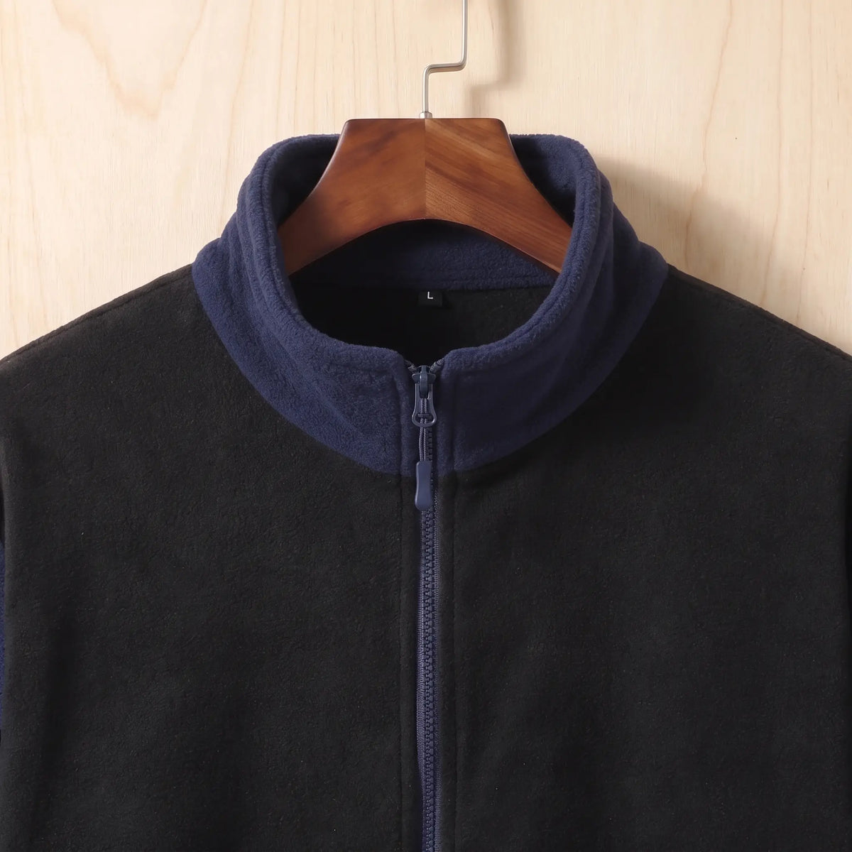 Panelled fleece jacket collar and zip detail