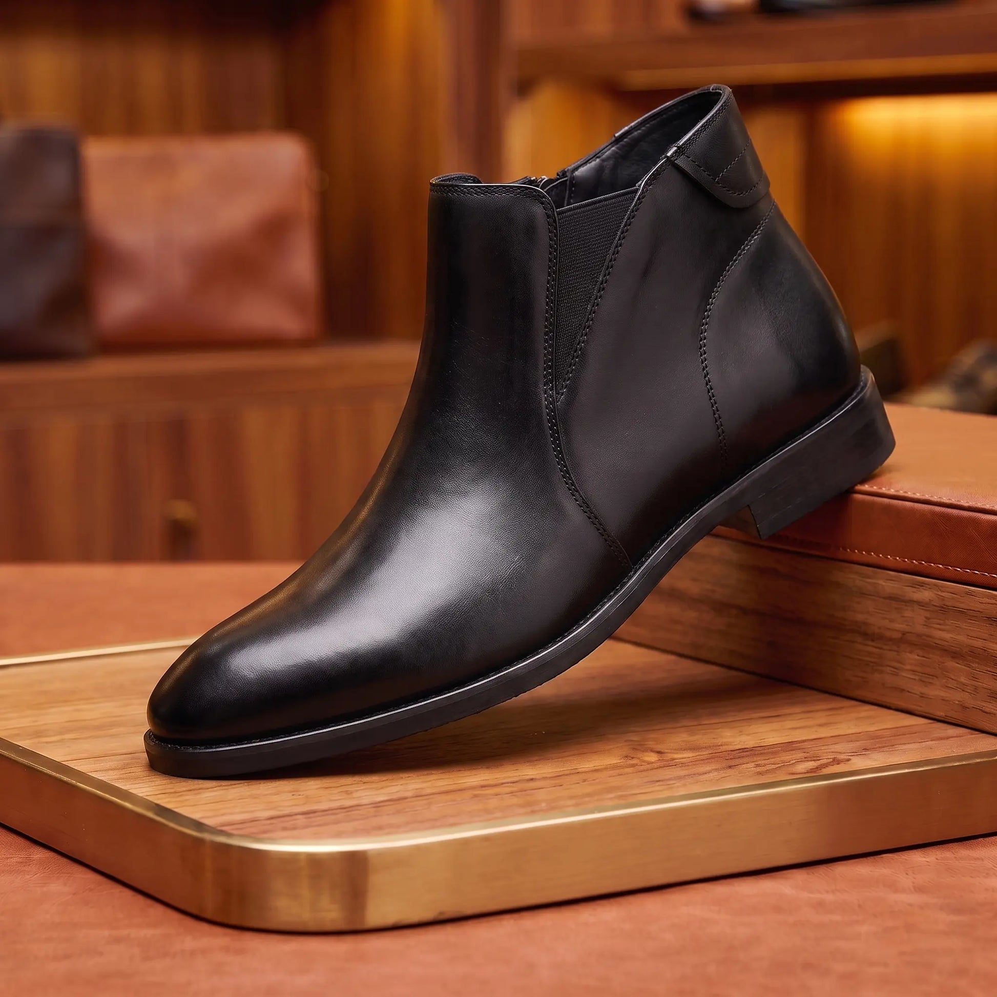 Black leather Chelsea boot