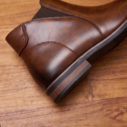 Block heel and sole detail