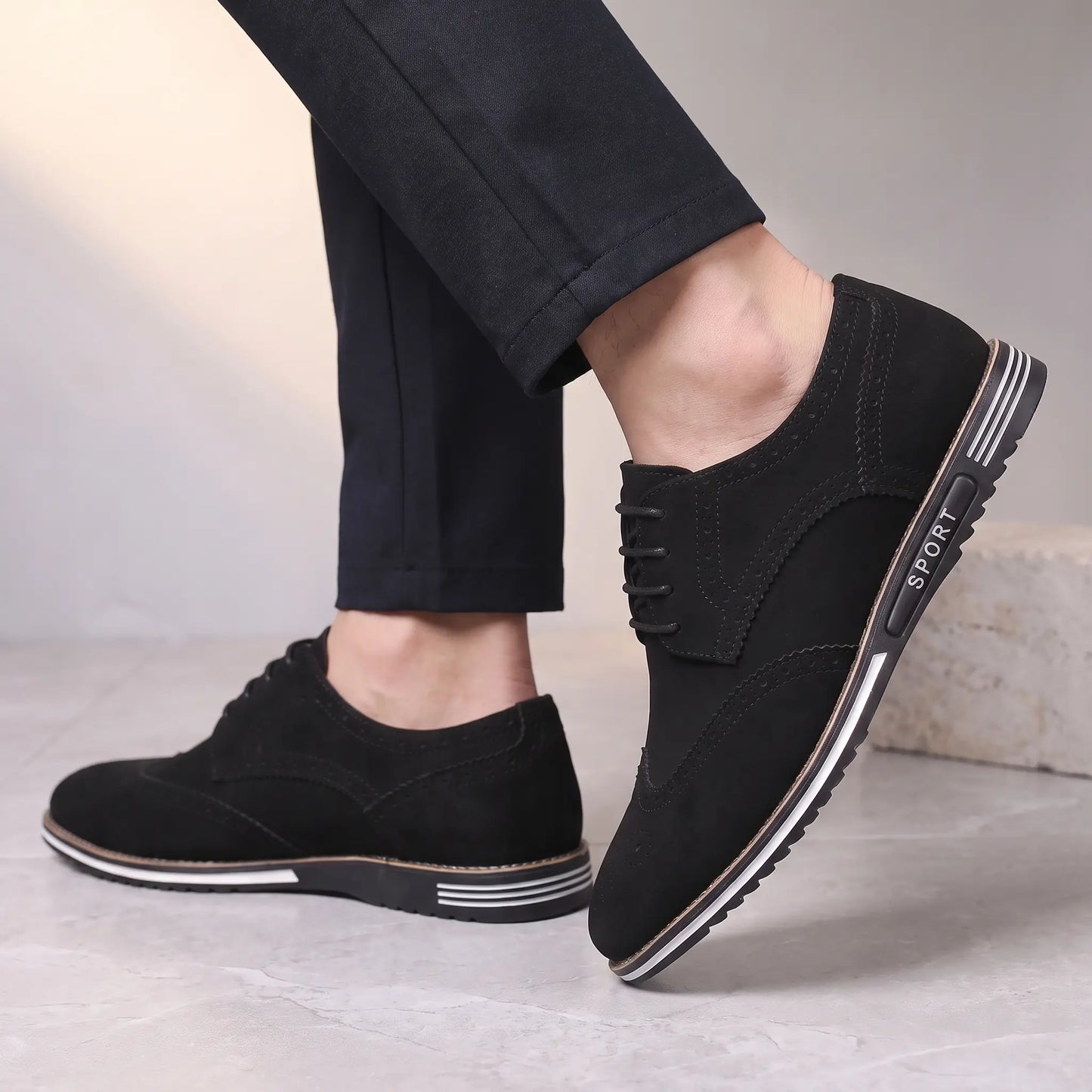 Man wearing the oxford sneakers