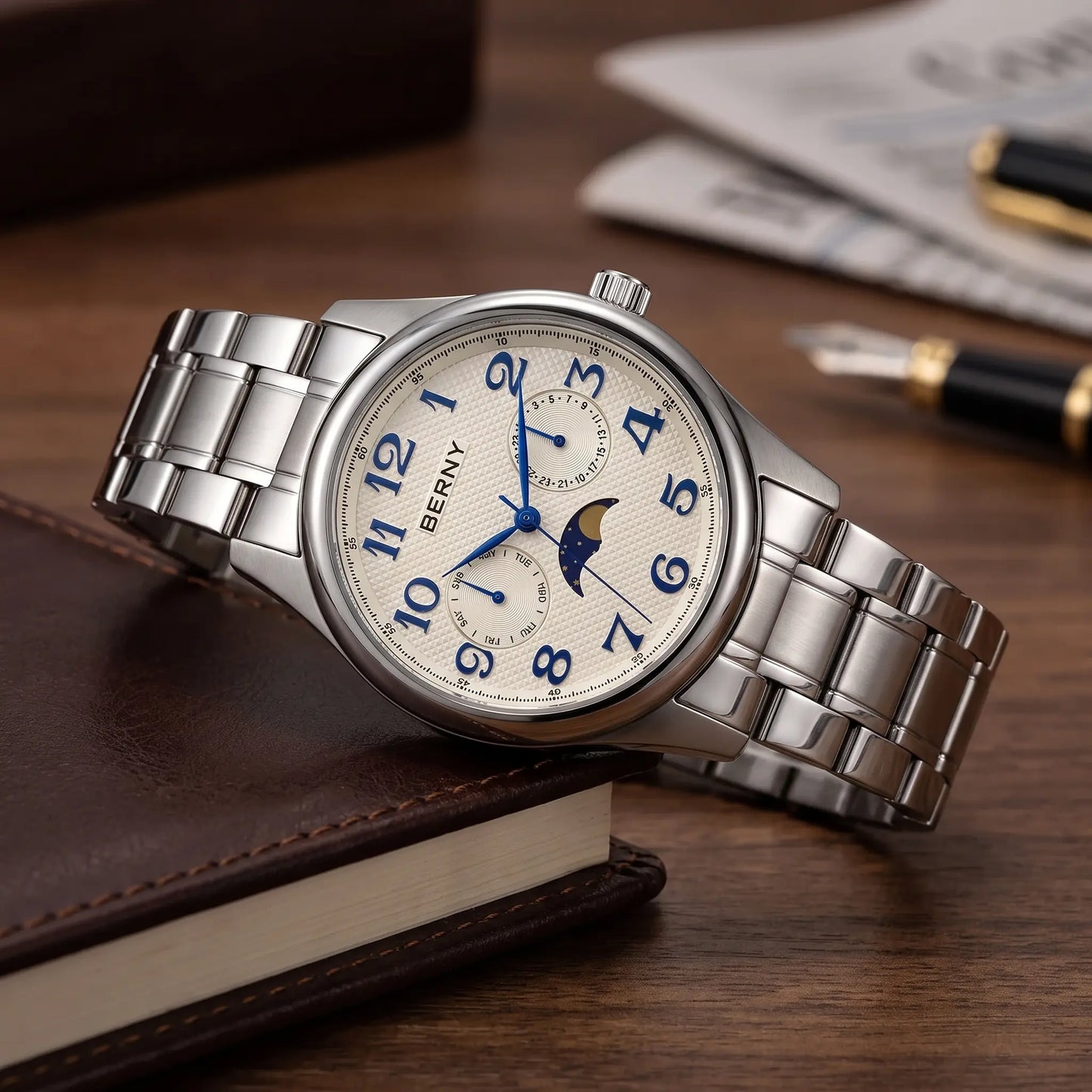 Vintage Moonphase Watch White
