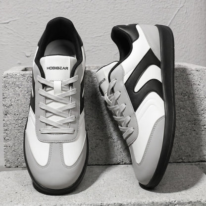 WIDE TOE STRIDE SNEAKERS